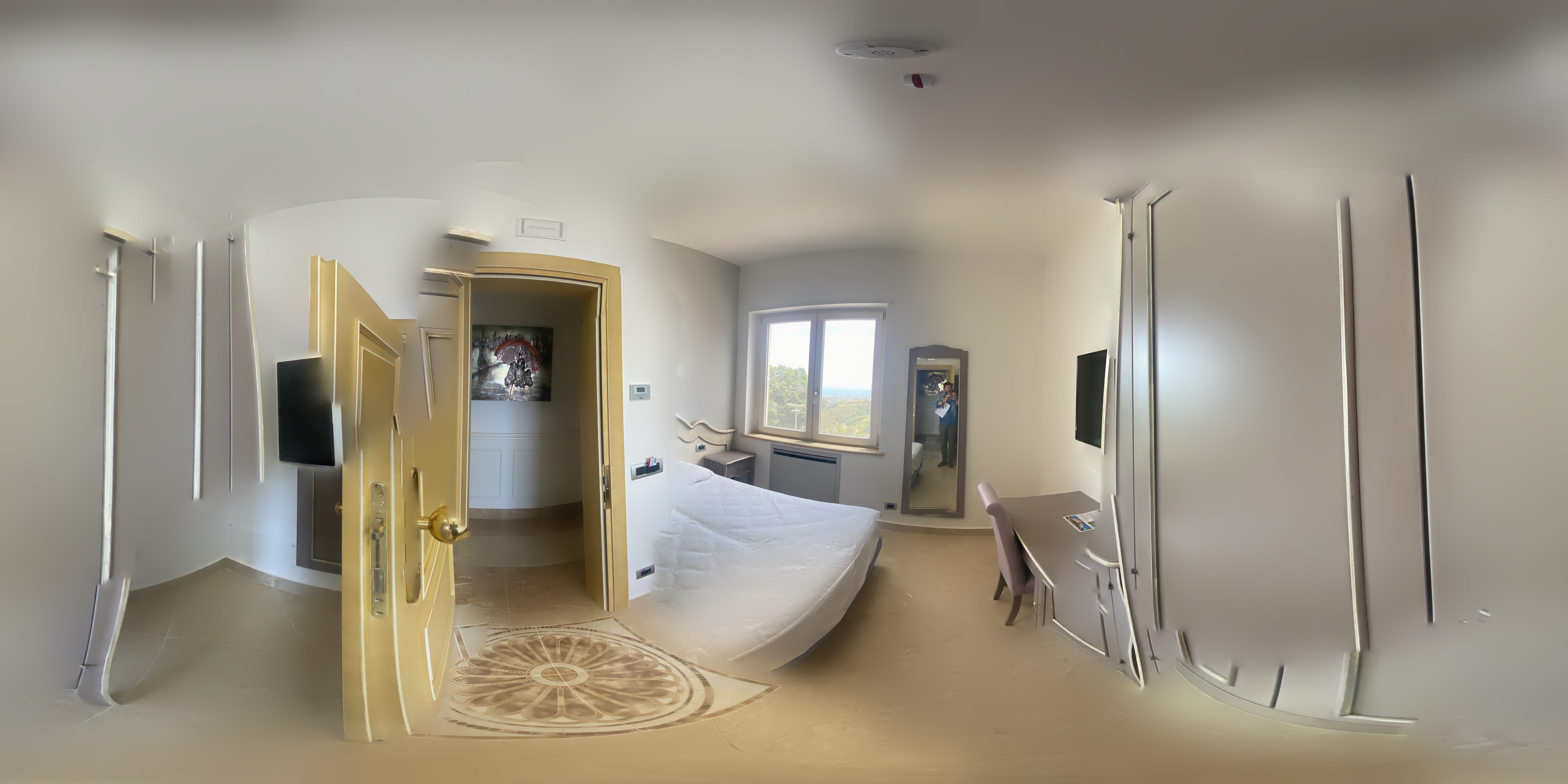 Tour 360°